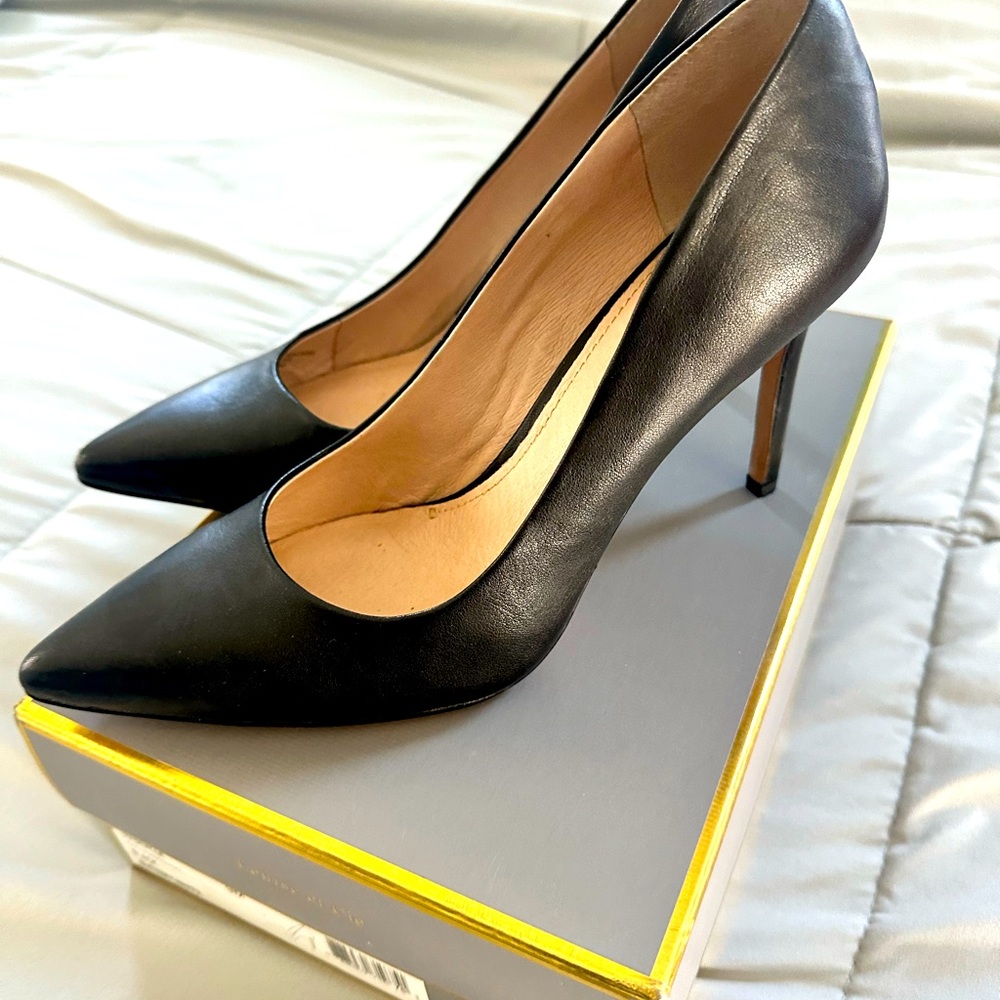 Louise et Cie black heels Size 9” Style Lo Seville